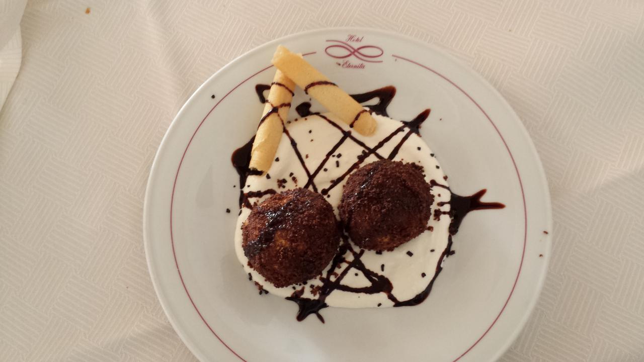 Hotel Eternita Malonno Zewnętrze zdjęcie