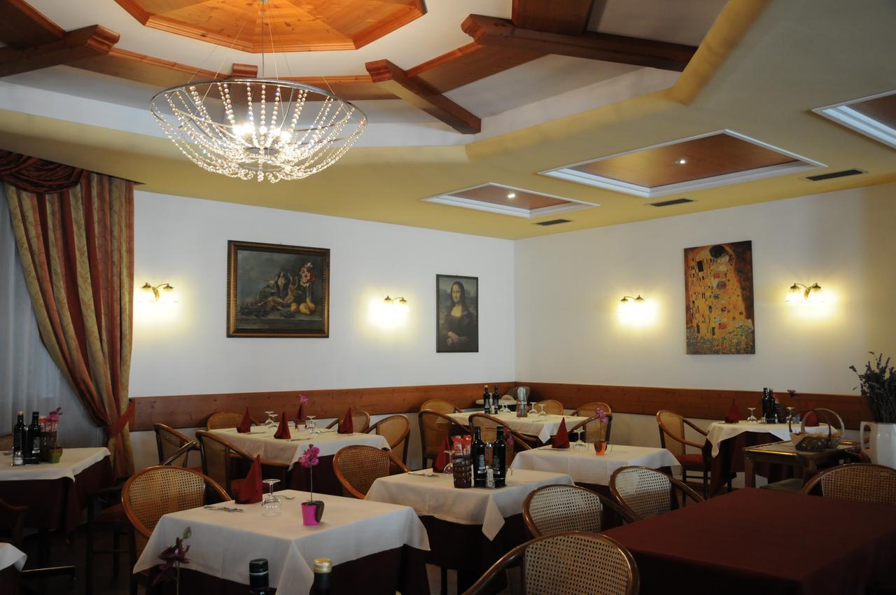 Hotel Eternita Malonno Zewnętrze zdjęcie